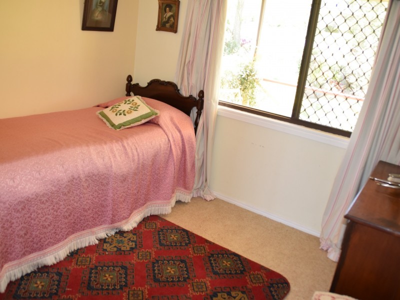 13 Westview Road, Rosenthal Heights QLD 4370