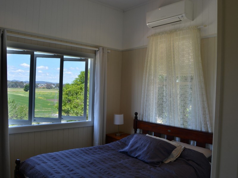 15 Percy Street, Warwick QLD 4370