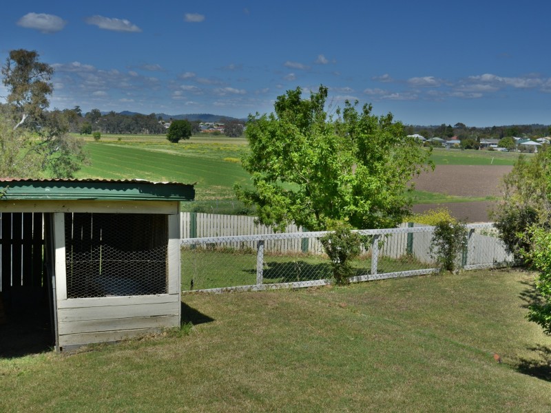 15 Percy Street, Warwick QLD 4370