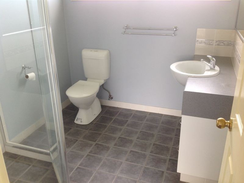 18 Poinsettia Street, Killarney QLD 4373