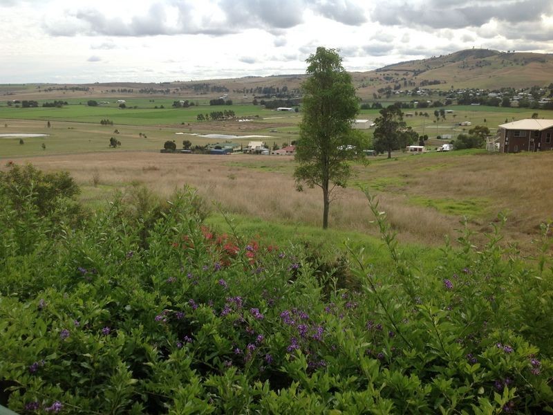 18 Poinsettia Street, Killarney QLD 4373