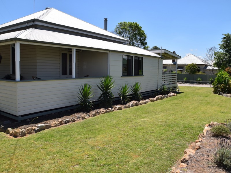 108 Percy Street, Warwick QLD 4370