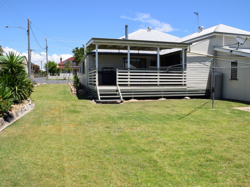 108 Percy Street, Warwick QLD 4370