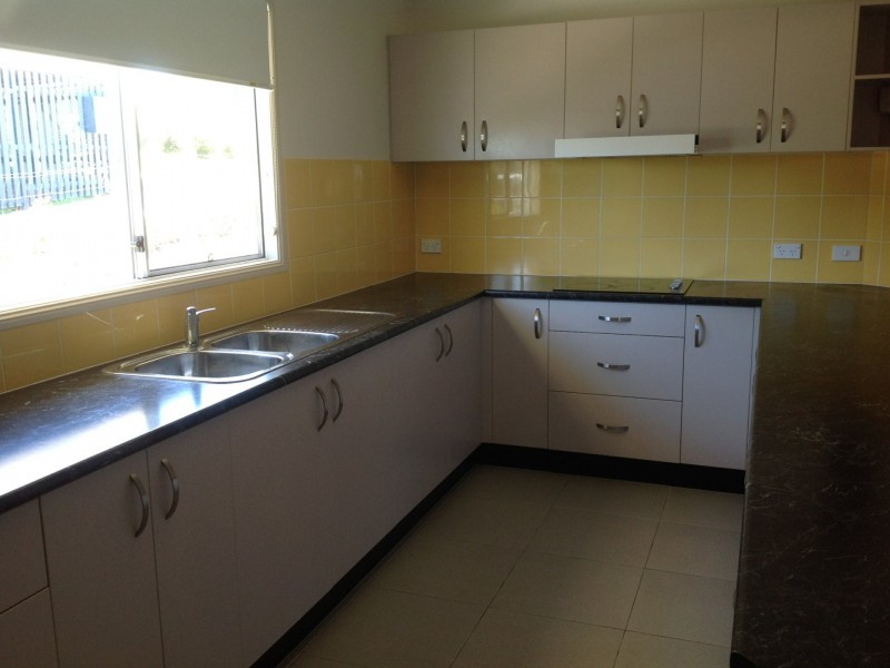 15 Tecoma Street, Killarney QLD 4373