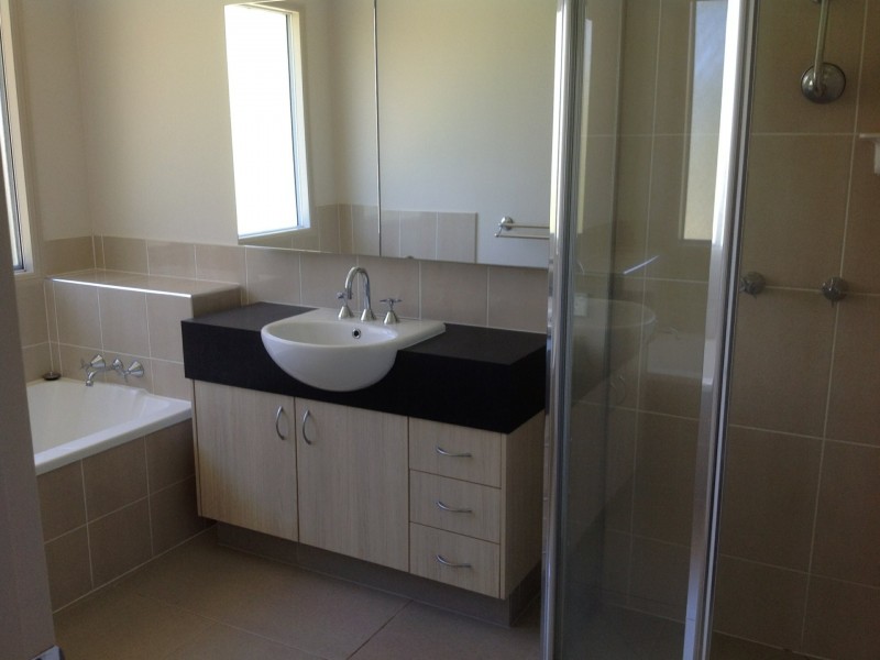 15 Tecoma Street, Killarney QLD 4373