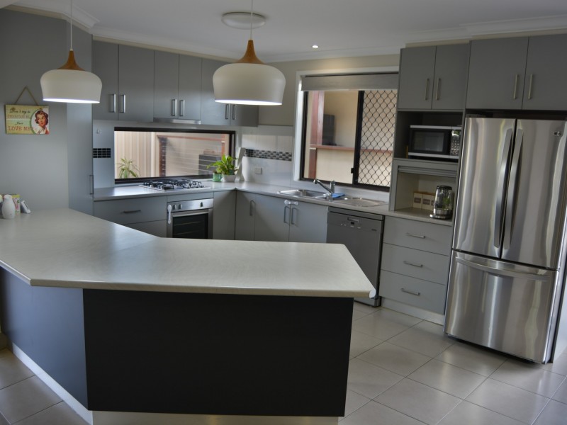 12 Hawker Street, Warwick QLD 4370