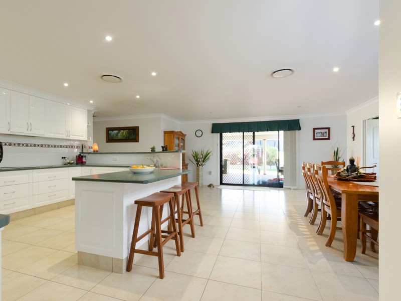 2 Daniel Drive, Warwick QLD 4370