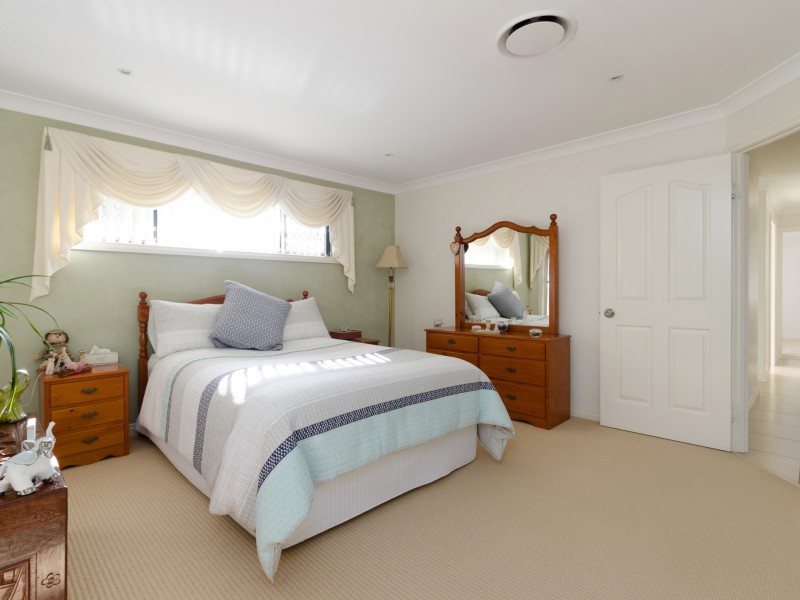 2 Daniel Drive, Warwick QLD 4370