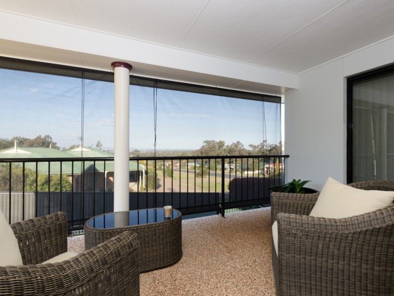 2 Daniel Drive, Warwick QLD 4370