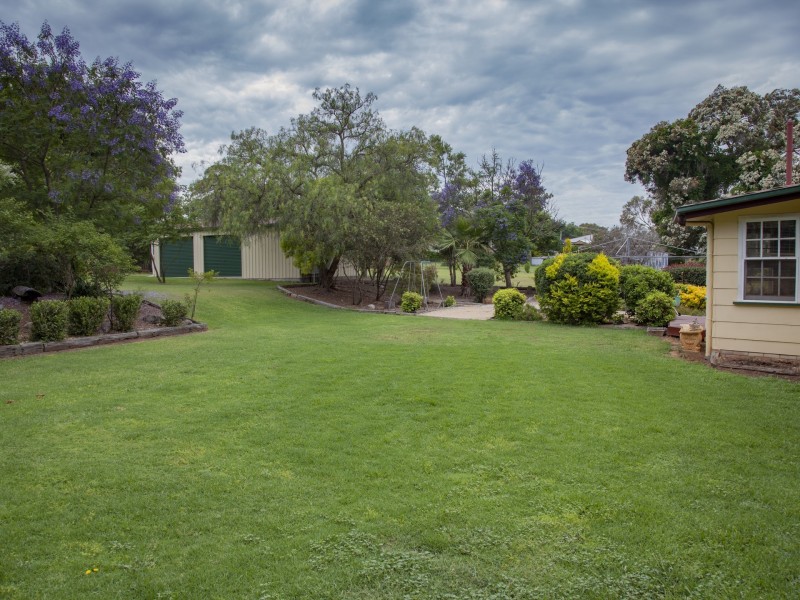 7 Chermside Drive, Warwick QLD 4370