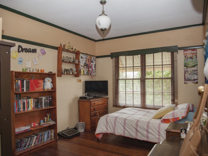 7 Chermside Drive, Warwick QLD 4370