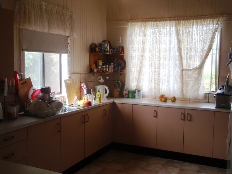 16 Wallace Street, Warwick QLD 4370