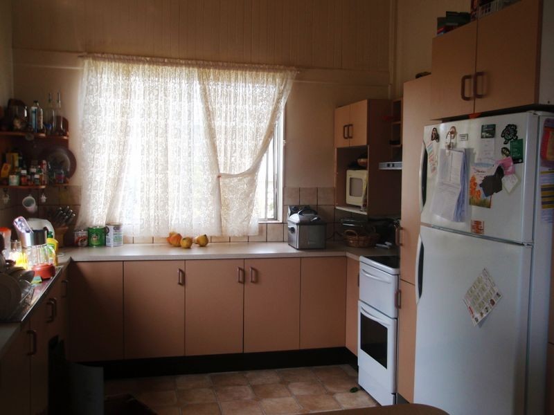 16 Wallace Street, Warwick QLD 4370