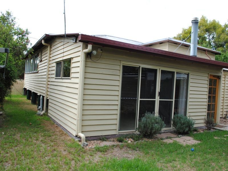 35 Myrtle Avenue, Warwick QLD 4370