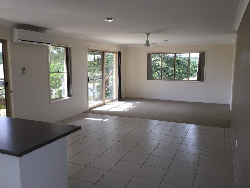 1/1 Natalia Court, Warwick QLD 4370