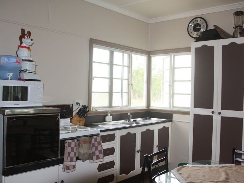 33 Hendon Deuchar Road Deuchar, Warwick QLD 4370