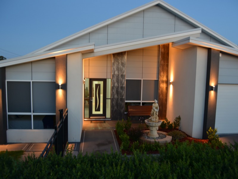 1 Ridgeview Road, Warwick QLD 4370