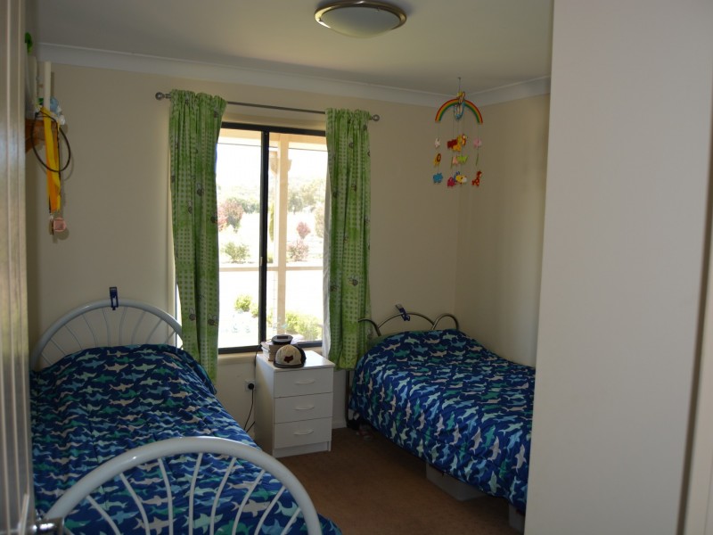 19 South Street, Allora QLD 4362