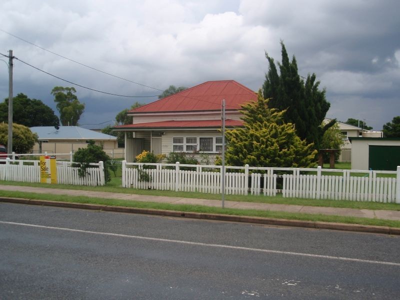 41 Wood Street, Warwick QLD 4370