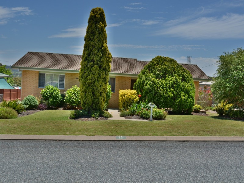 13 Braemar Street, Warwick QLD 4370