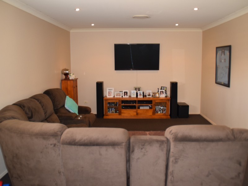 13 Batterham Street, Warwick QLD 4370