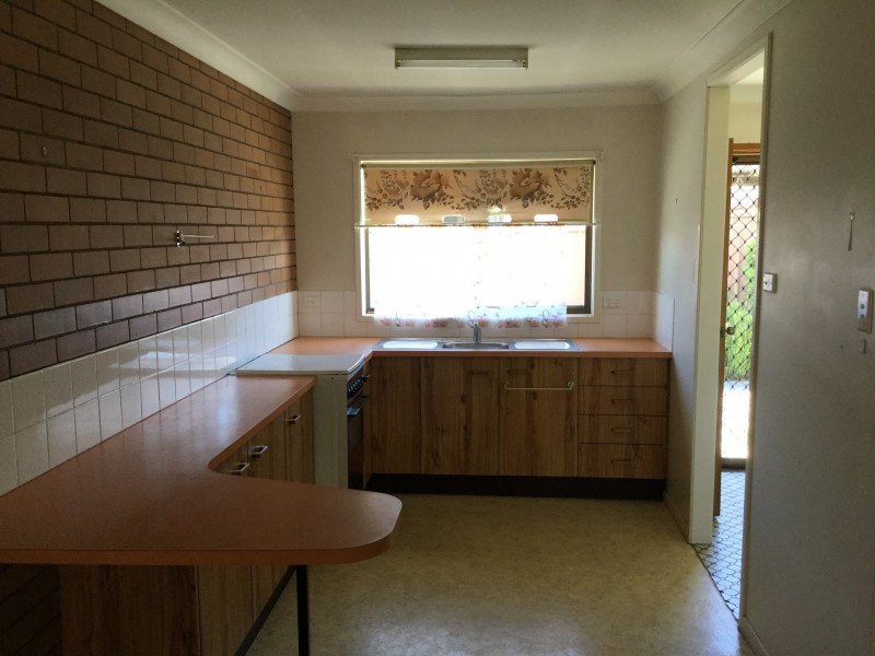 2/61 Guy Street, Warwick QLD 4370