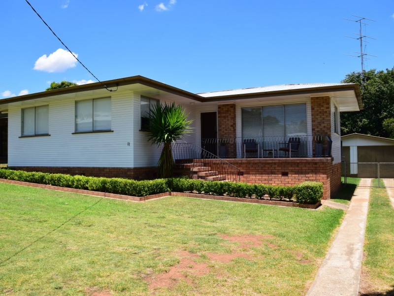 11 Hudson Street, Warwick QLD 4370