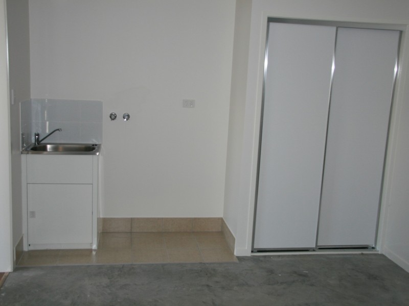 Unit 2/12 Floribunda Ave, Warwick QLD 4370