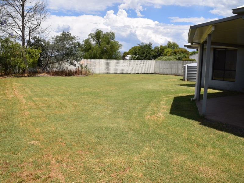 32 Devitt Street, Warwick QLD 4370