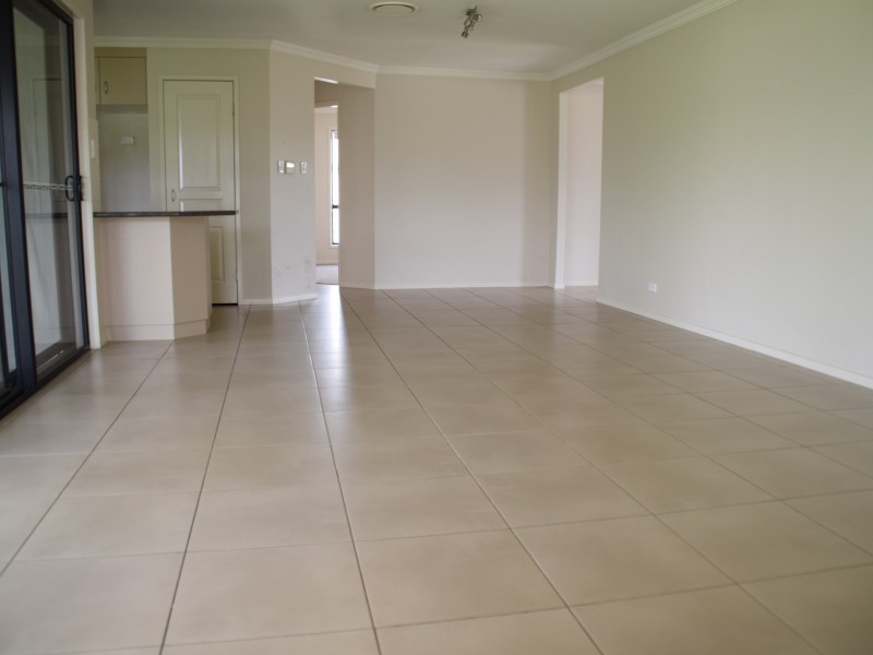 32 Devitt Street, Warwick QLD 4370