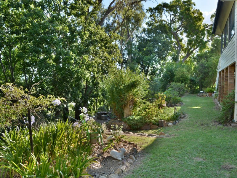 9 Uambi Place, Warwick QLD 4370