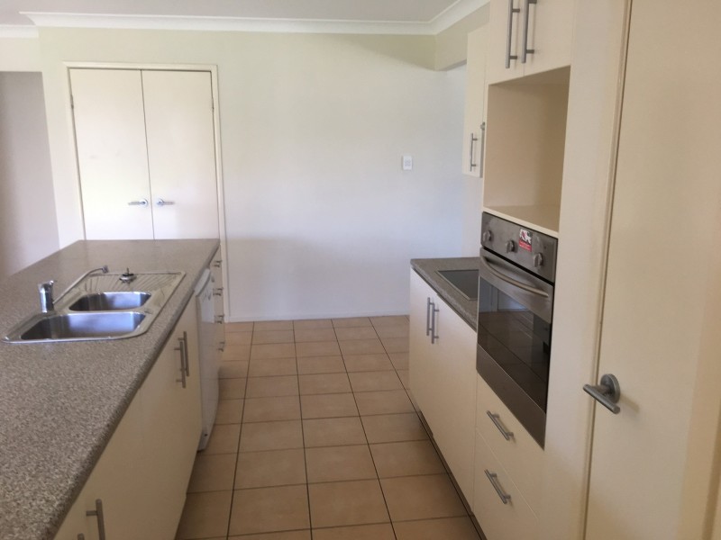 6 Iceberg Court, Warwick QLD 4370