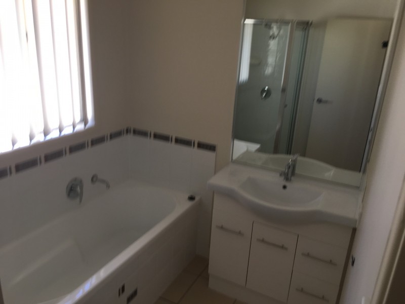 6 Iceberg Court, Warwick QLD 4370