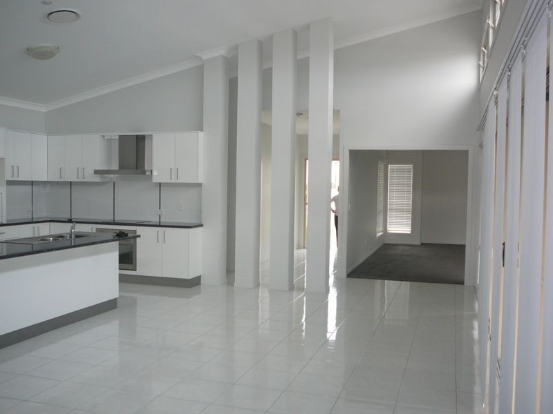 13 Floribunda Avenue, Warwick QLD 4370