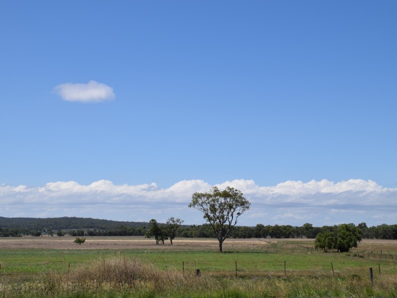 Lot 4 Leyburn – Cunningham Road, Clintonvale QLD 4370