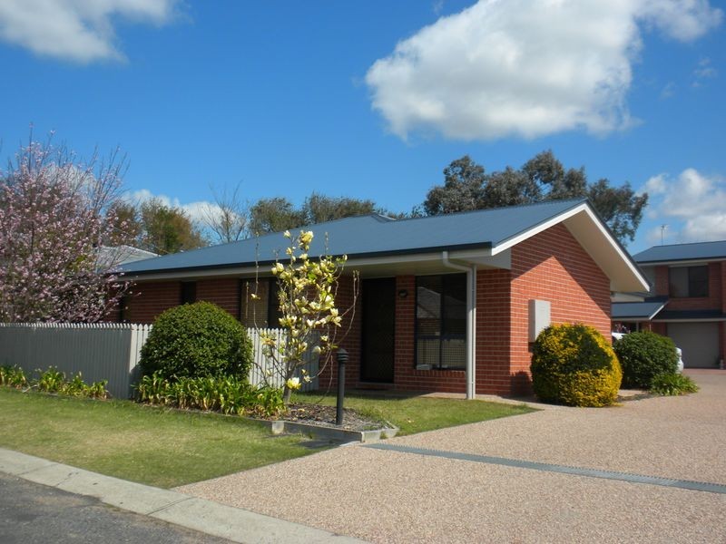 1/27A Myall Avenue, Warwick QLD 4370