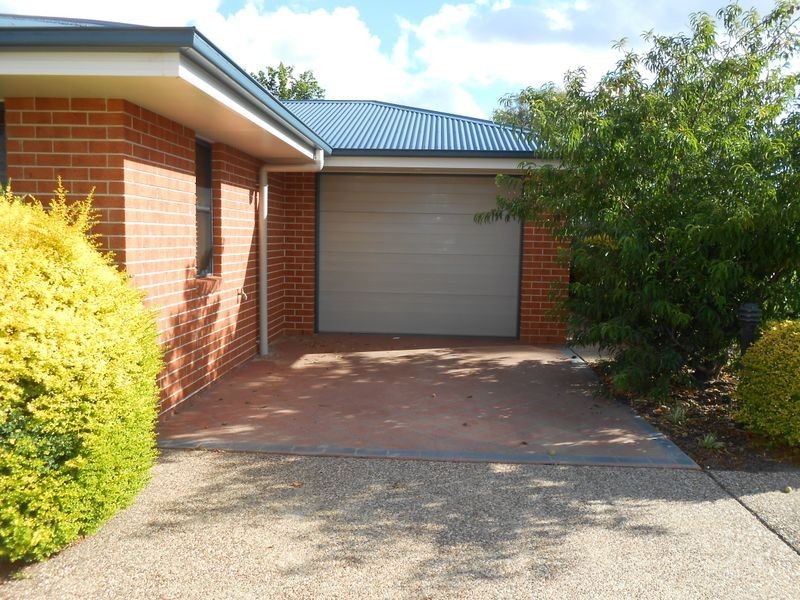 1/27A Myall Avenue, Warwick QLD 4370