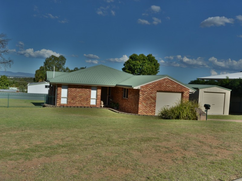2 Sandstone Court, Warwick QLD 4370