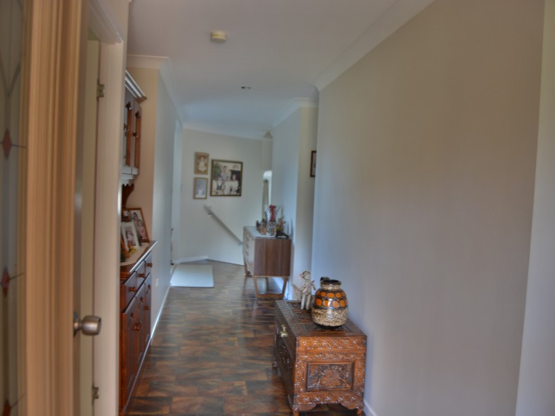 2 Sandstone Court, Warwick QLD 4370