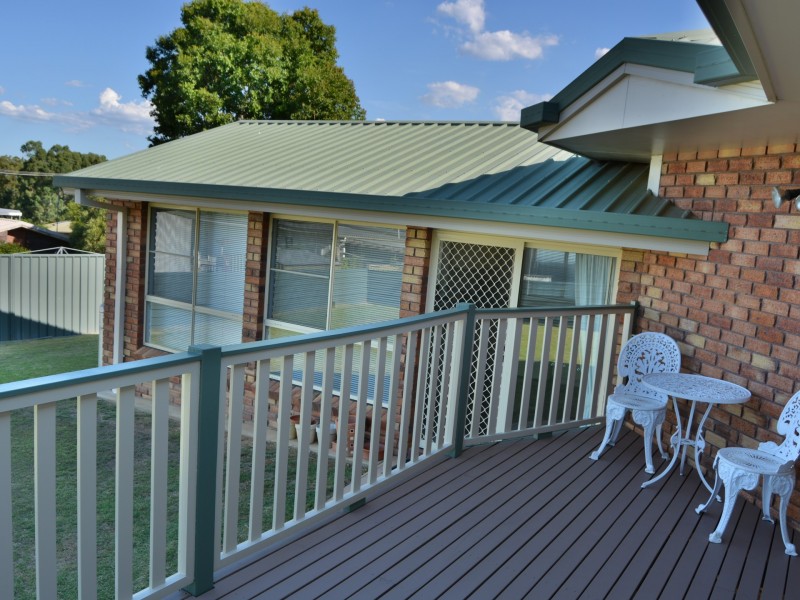 2 Sandstone Court, Warwick QLD 4370