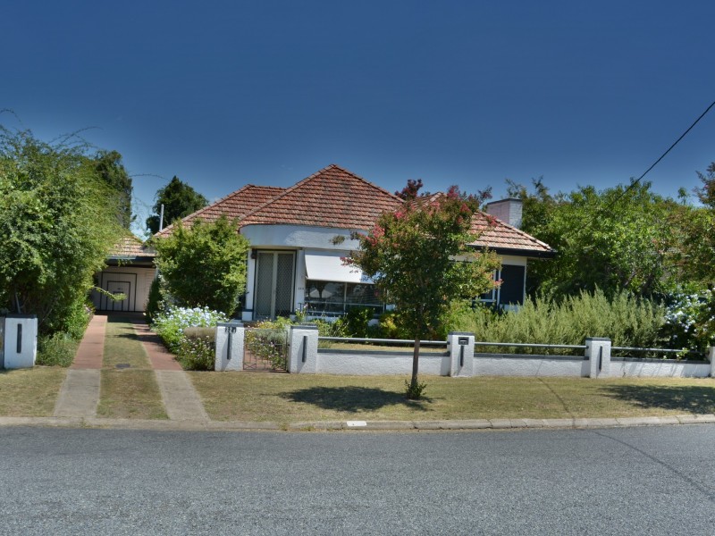 32A Pratten Street, Warwick QLD 4370