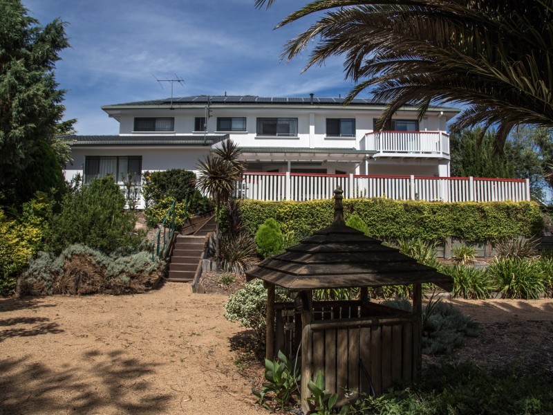 22-24 Leslie Parade, Stanthorpe QLD 4380