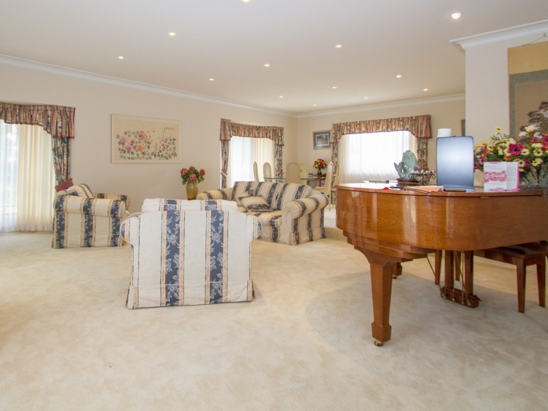 22-24 Leslie Parade, Stanthorpe QLD 4380