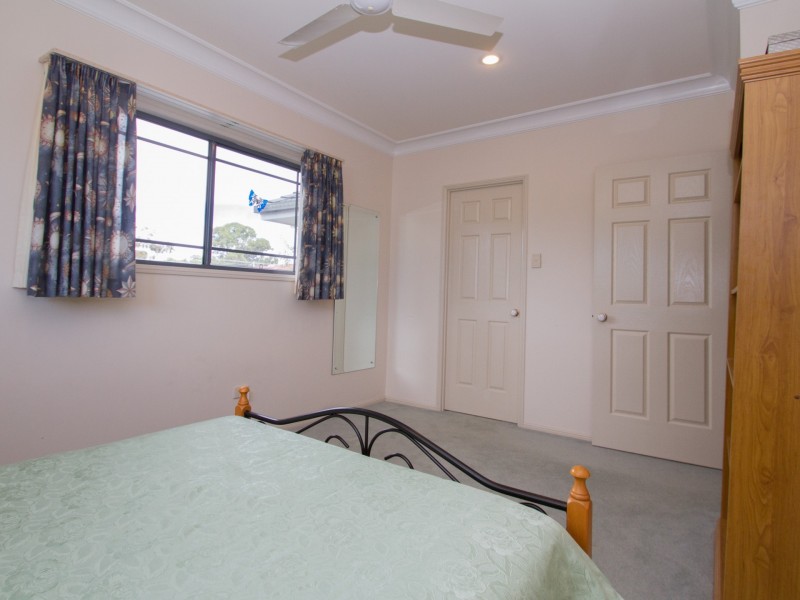 22-24 Leslie Parade, Stanthorpe QLD 4380