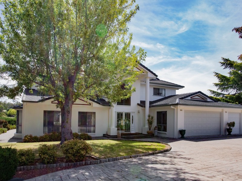 22-24 Leslie Parade, Stanthorpe QLD 4380