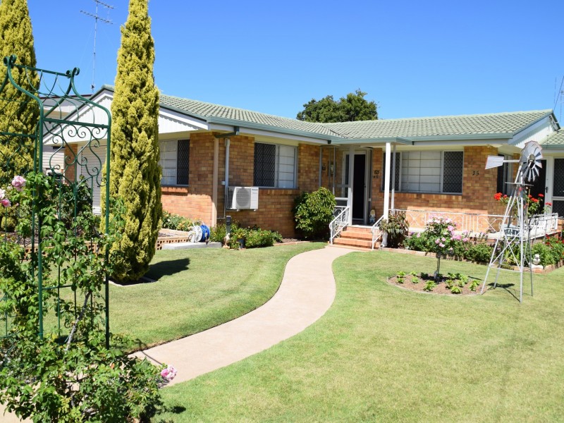 25 William Street, Warwick QLD 4370