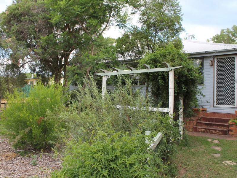 13977 Cunningham Highway, Warwick QLD 4370