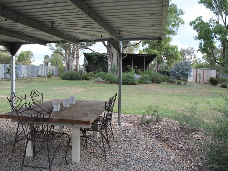 13977 Cunningham Highway, Warwick QLD 4370