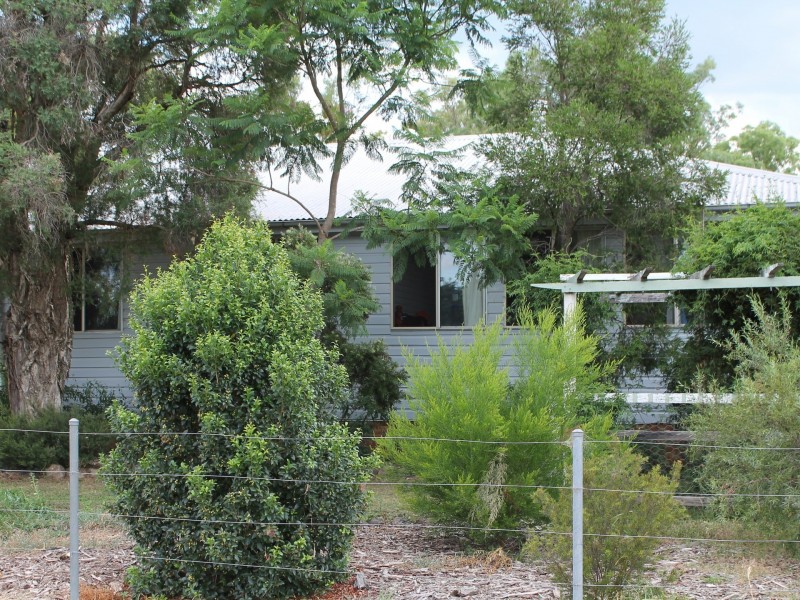 13977 Cunningham Highway, Warwick QLD 4370