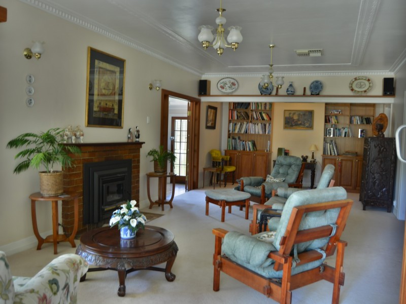 222 East Street, Warwick QLD 4370